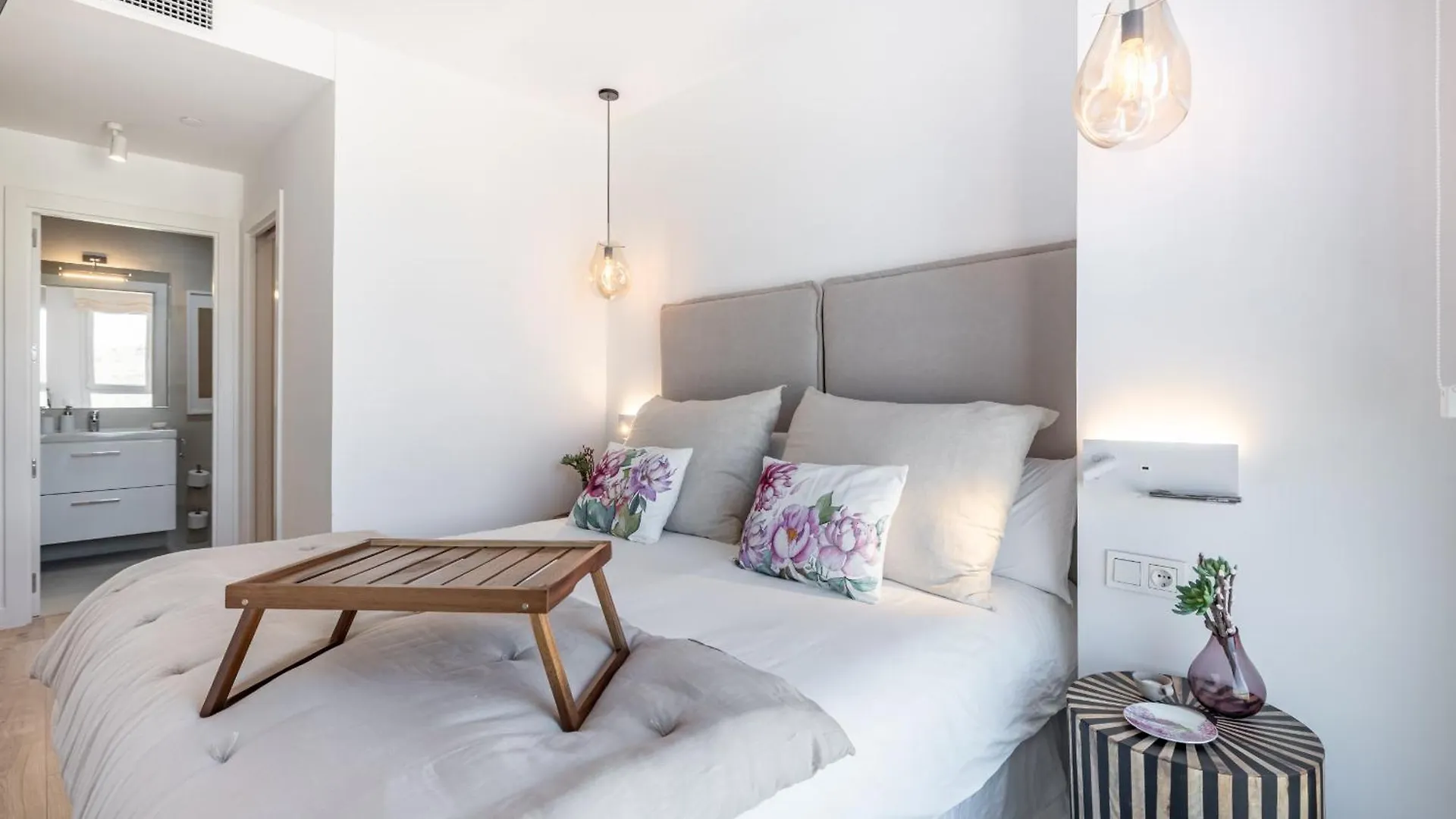 Malaga Skyline 8 Pool & Parking Free Apartment Spain