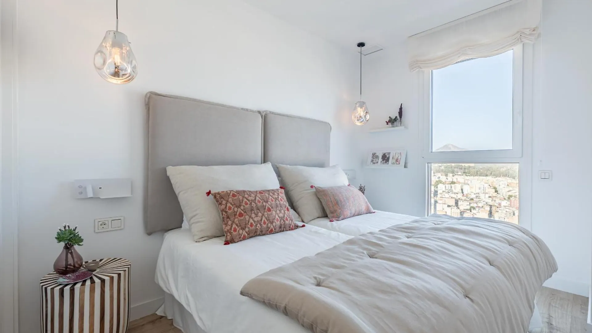 Malaga Skyline 8 Pool & Parking Free Apartment 0*,  Spain